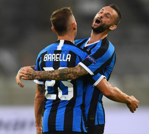 弗拉霍维奇面临长时间休战，意媒：尤文正在关注吉拉西（弗拉霍维奇或将长期缺阵，意媒：尤文考察吉拉西）